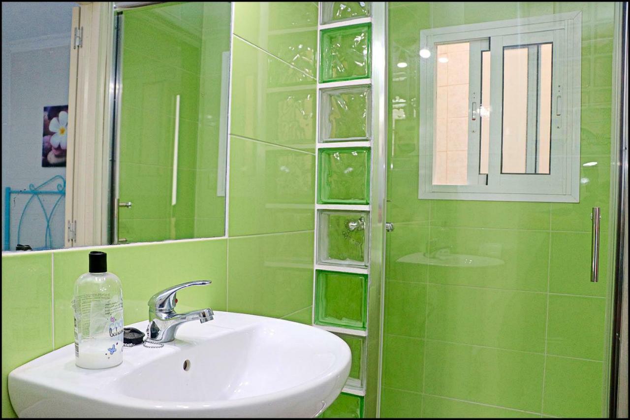 Apartamento Luminoso Con Wifi Conil De La Frontera Luaran gambar